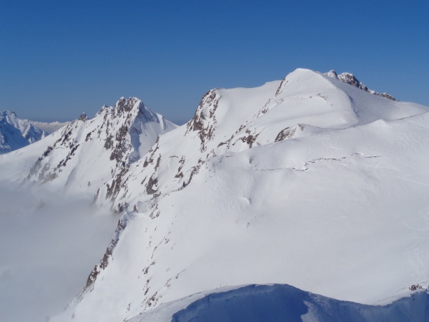 Ochsen (2188m), Gemsflue (2154m)