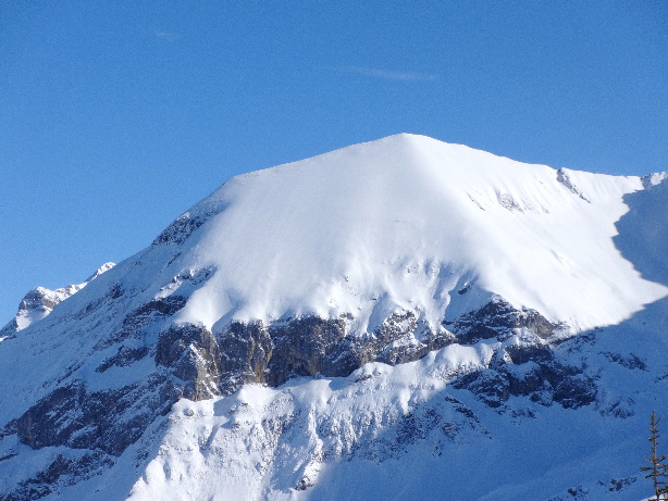 Latrejespitz (2421m)