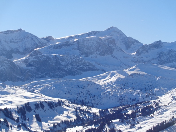 Niesehorn (2776m) Wildhorn (3247m)