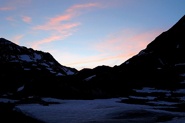 Morgenstimmung mit Blick Richtung Sustenpass