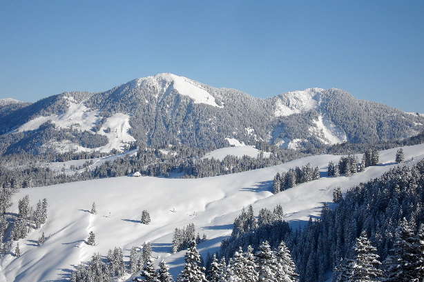Hagleren (1949m) und Nünalpstock (1894m)