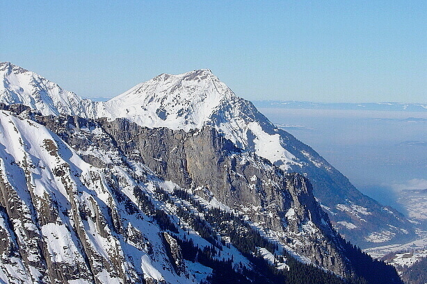 Bachflue (2180m) und Niesen (2362m)