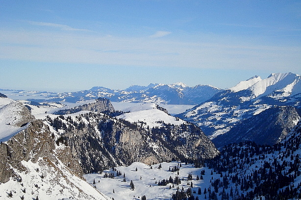 Gemmenalphorn (2061m), Burgfeldstand (2063m), Niederhorn (1949m)