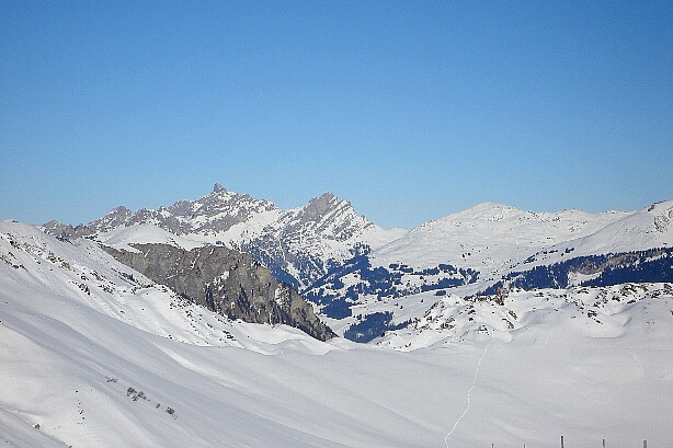 Hinderi Spillgerte (2476m), Diemtigtaler Rothorn (2410m), Albristhubel (2124m)