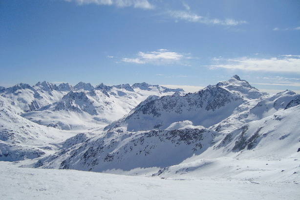 Piz Cavradi, Piz Rondadura, Piz Blas, Piz Ravetsch, Piz Borel, Badus