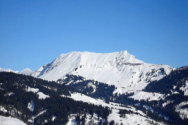 Suggiture (2085m) und Augstmatthorn (2137m)