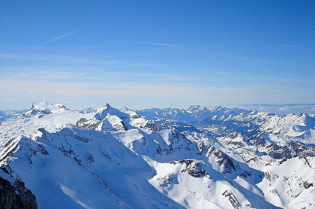 Les Diablerets (3210m), Arpelistock (3035m), Gstellihorn (2818m)