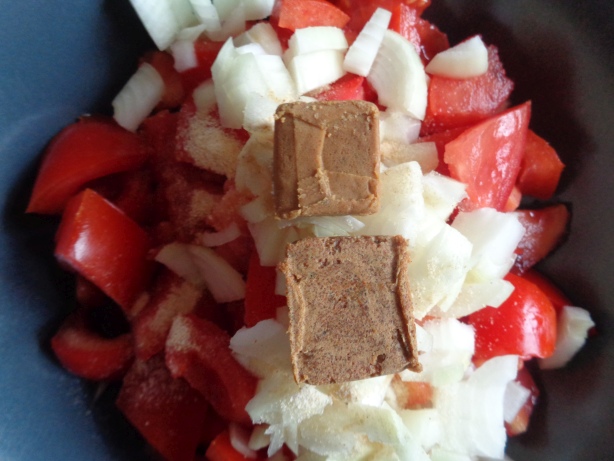 2 Bouillonwürfel beigeben