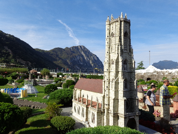 Kathedrale St. Nicolas - Freiburg