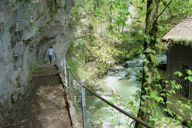 Die ersten Meter in der Taubenlochschlucht