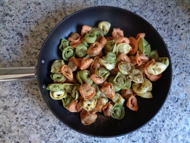 in eine Bratpfanne geben und anbraten