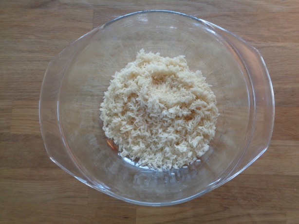 und in die Backform geben