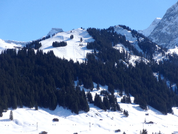 Chuenisbärgli / Kuonisbärgli (1738m)