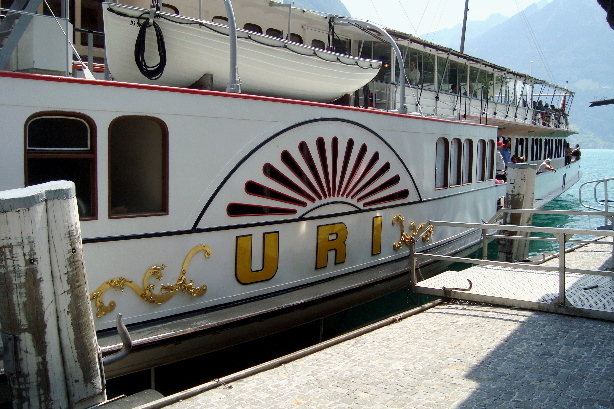 Dampfschiff Uri
