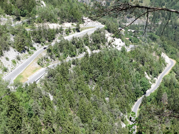 Die Strasse nach Leukerbad