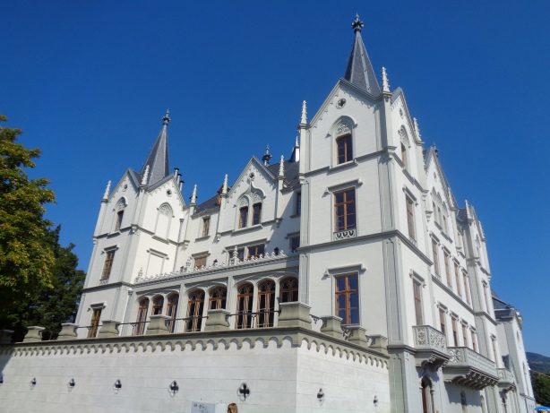 Castle / Château de l'Aile