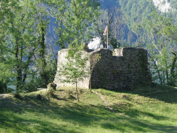 Burgruine Stralegg